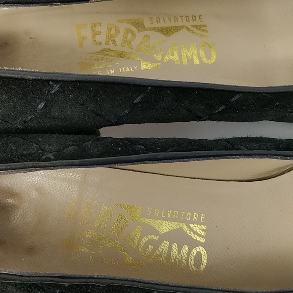 Salvador Ferragamo Black Quilted Suede Shoe 9½ 2A - Picture 5 of 8